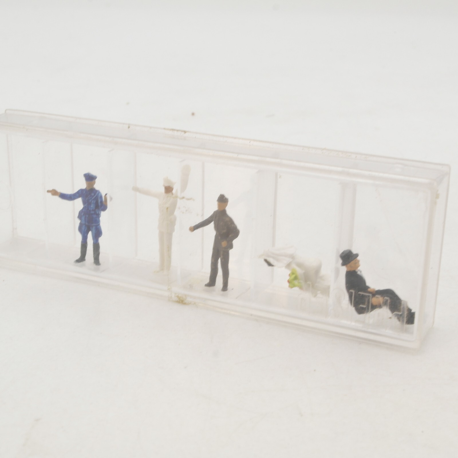 Preiser 1:87 verschiedene Figuren Braut + Bräutigam in EVP RG9146 – Bild 3