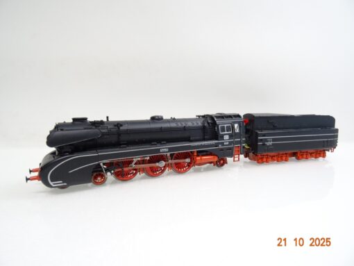 Rivarossi H0 Dampflok BR 10 001 der DB Esu Digital JL3752 o.