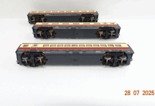Roco H0 14070A AC Ergänzungswagen-Set 3tlg. zu VT 11.5 JL1889 o. – Bild 3