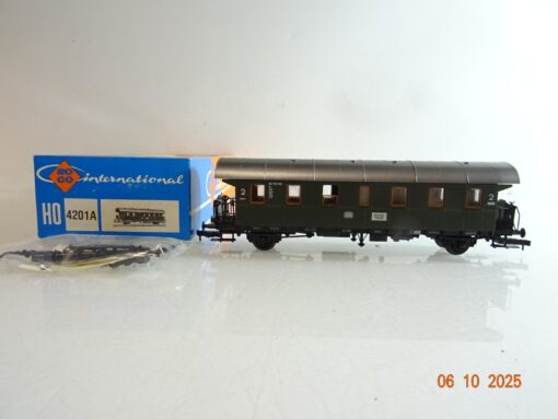 Roco H0 4201A Donnerbüchse 2.Kl.der DB in OVP BH362