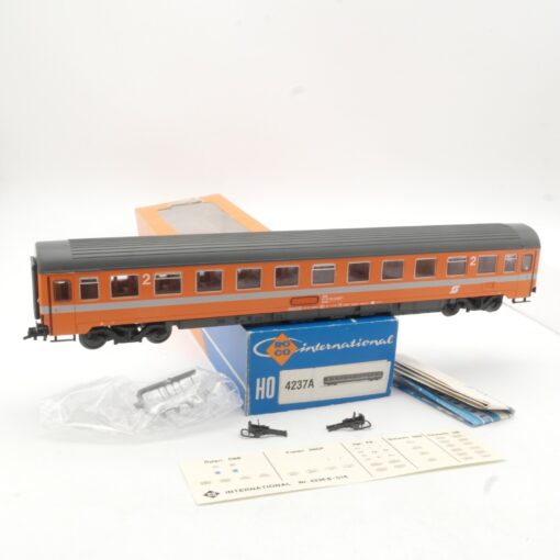 Roco H0 4237A Personenwagen 2.Klasse der ÖBB in OVP RR668
