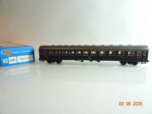 Roco H0 4295 Personenwagen 1. /2.Kl. der DB in OVP BH153
