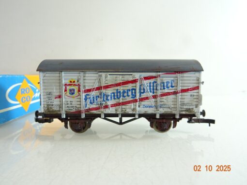 Roco H0 4305B gedeckter Güterwagen Fürstenberg Pilsener der DB in OVP BH307 – Bild 3