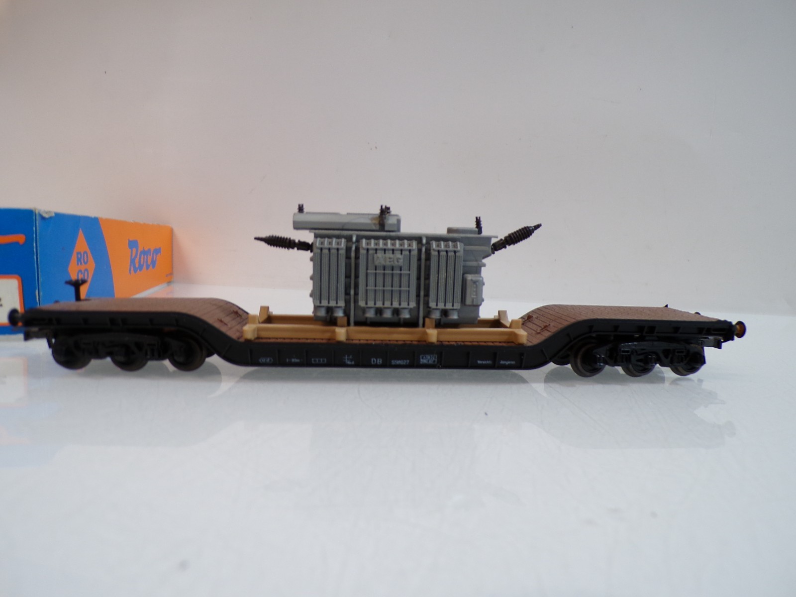 Roco H0 4350 Tiefladewagen mit Trafo der DB in EVP BH1733 – Bild 3
