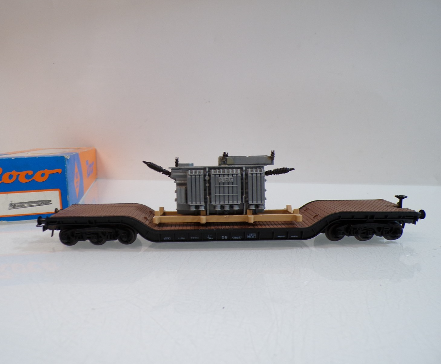 Roco H0 4350 Tiefladewagen mit Trafo der DB in EVP BH1733