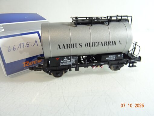Roco H0 66175.1 Kesselwagen Aarhus Oliefabrik der DSB aus Set in OVP RR3785 – Bild 3