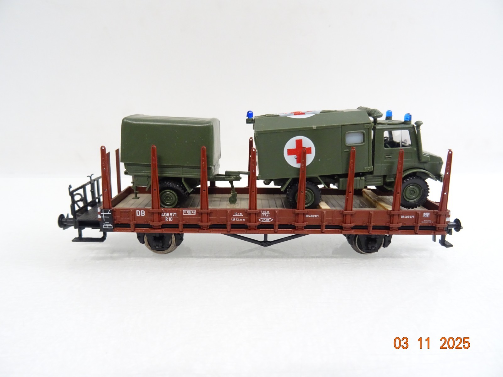 Roco H0 AC Rungenwagen mit LKW + Anhänger DRK RR4338 o. – Bild 3