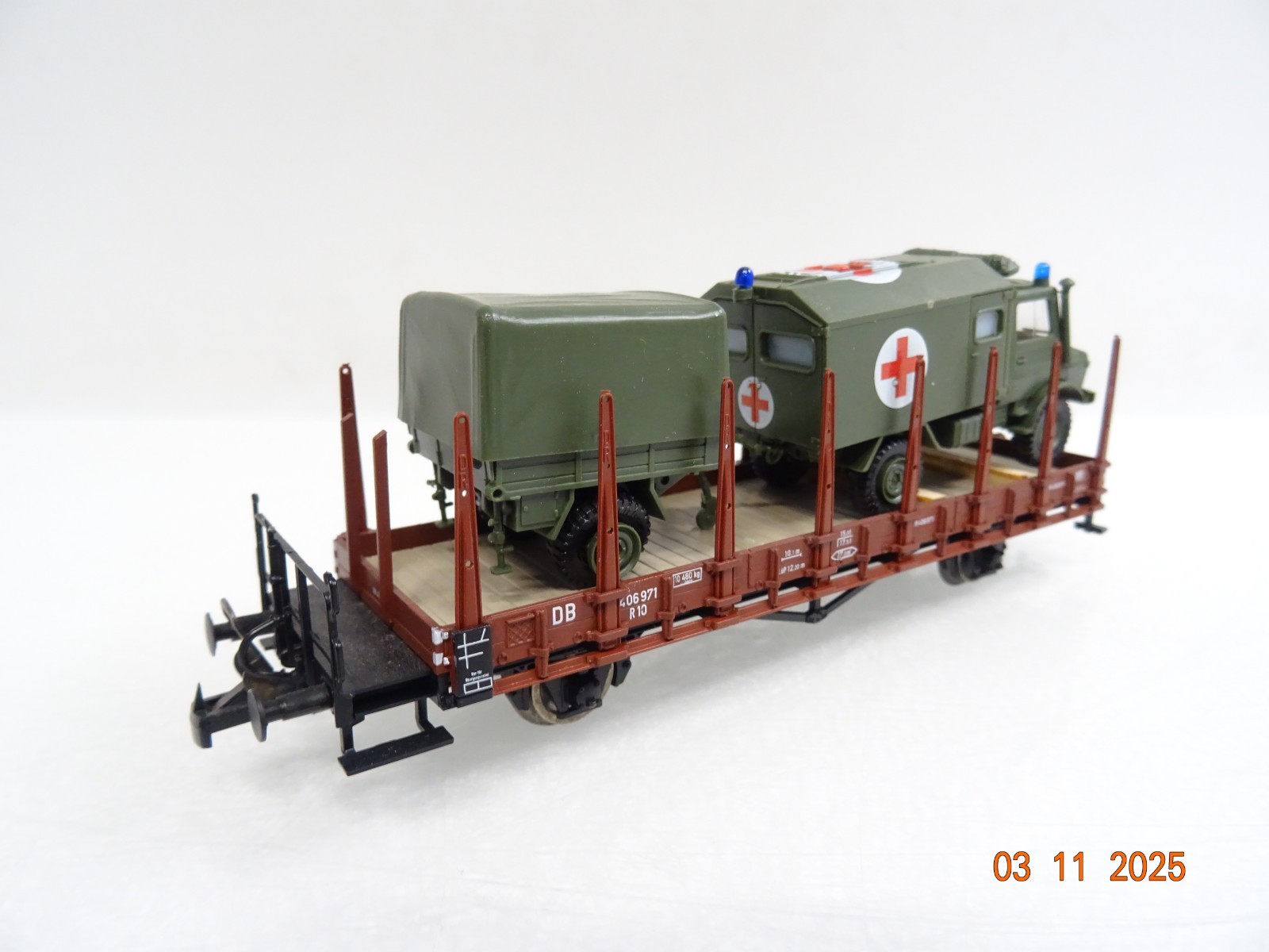 Roco H0 AC Rungenwagen mit LKW + Anhänger DRK RR4338 o. – Bild 4