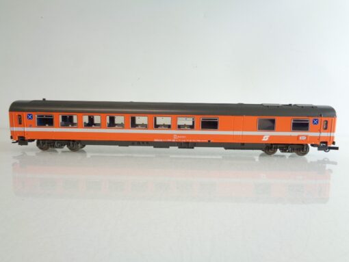 Roco H0 AC Speisewagen der ÖBB für Märklin BH693 o.