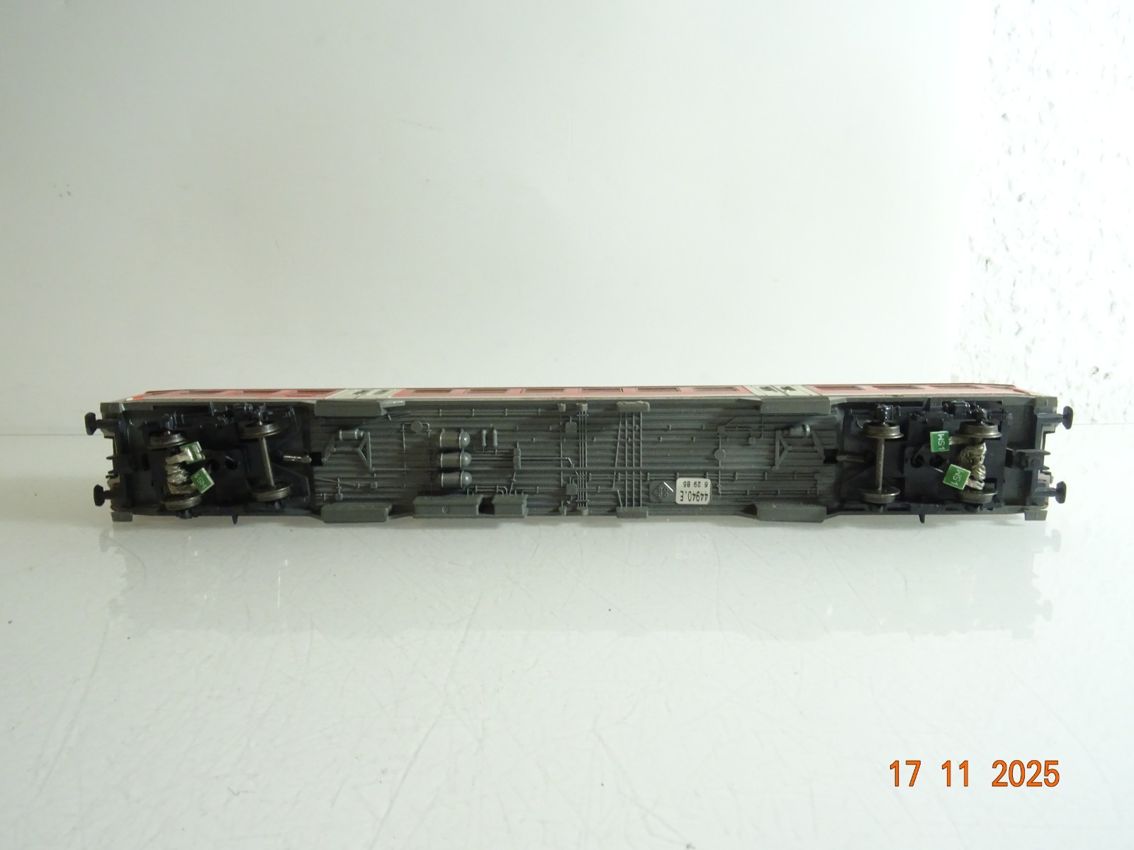 Roco H0 Personenwagen 2. Klasse 50 80 22-35 739-8 der DB RR4679 o. – Bild 4