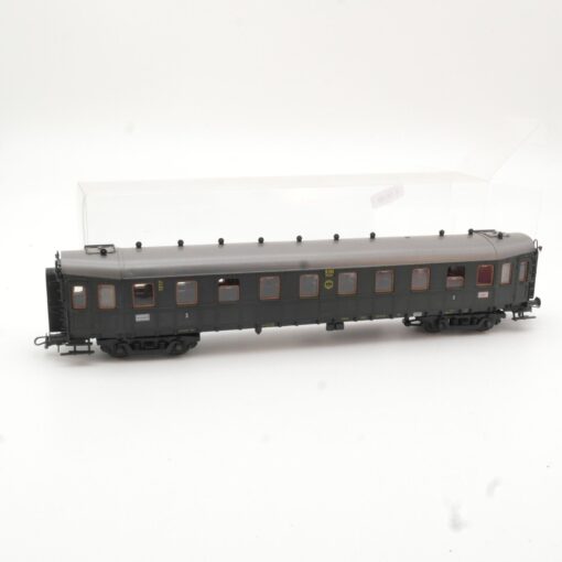 Roco H0 Personenwagen 3. Klasse 16 043 der DR in EVP QR4246