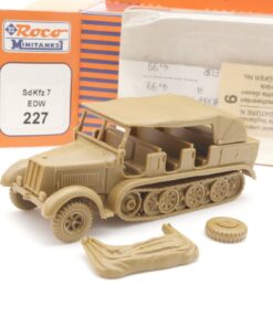 Roco Minitanks 1:87 227 Halbketten Zugmaschine in OVP RR804