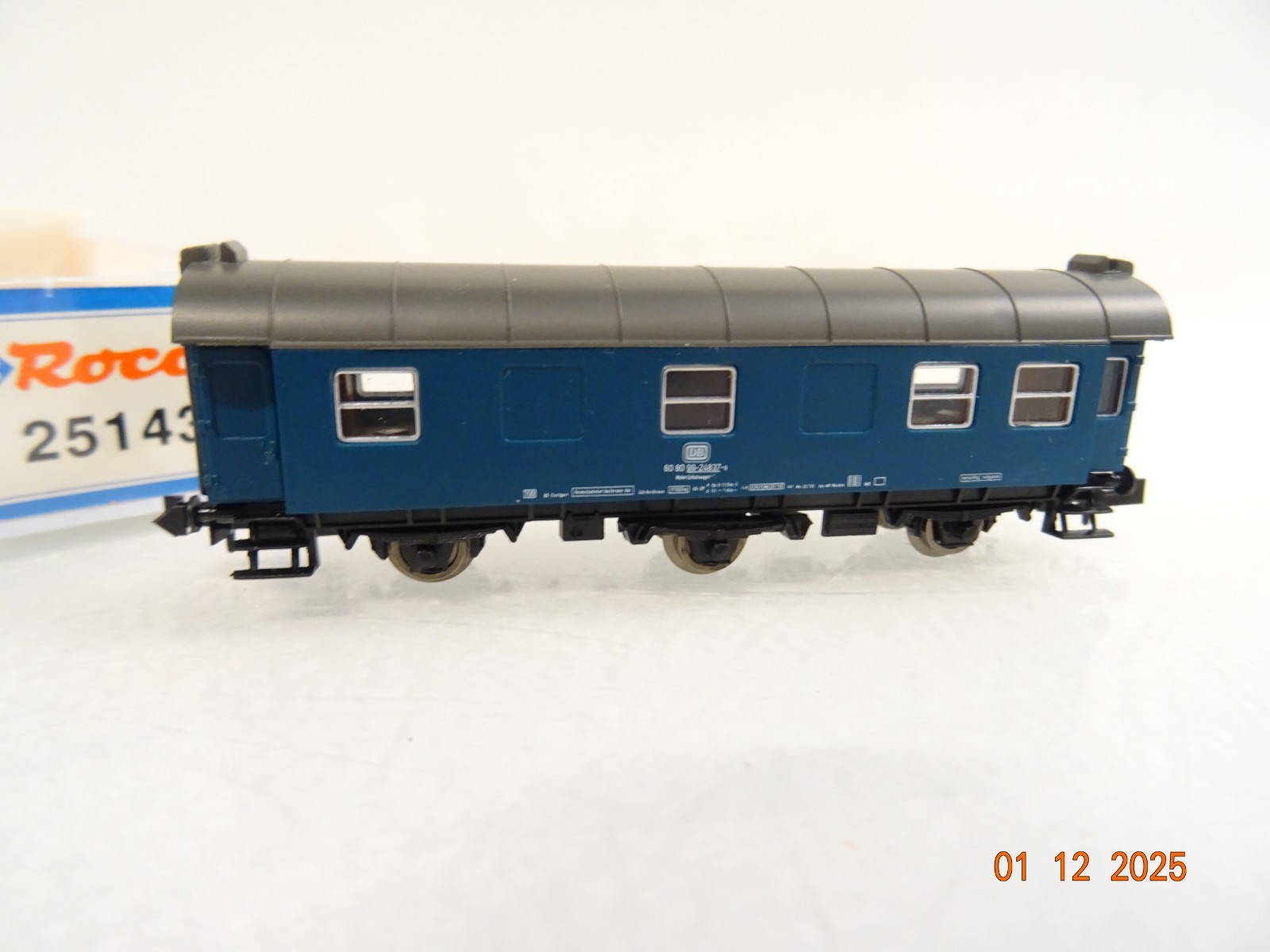 Roco N 25143 Wohn-Schlafwagen der DB in OVP RR5129