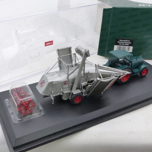 Schuco 1:43 02785 Hanomag R40 mit Claas Super-Automatic in OVP EX6538 – Bild 3