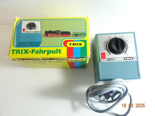 Trix Fahrputlt Trafo 56-5510-00 220V 14VA siehe Foto in OVP CK6733
