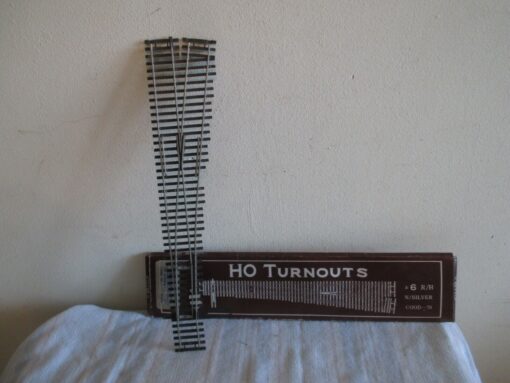 Turnouts H0 schlanke Handweiche # 6 R/H Code 70  m.OVP WZ253