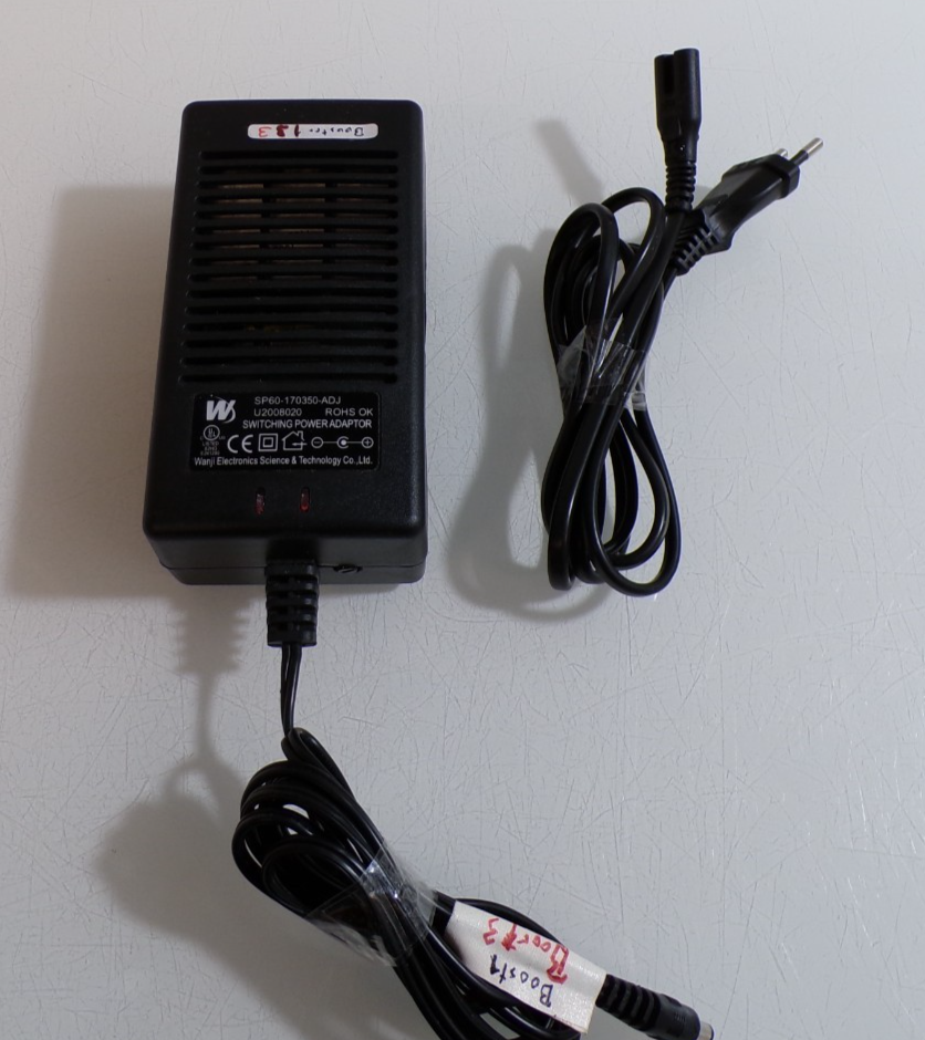 Wanji Netzteil 50/60 Hz 1,8 A Max siehe Foto PK2875 o.