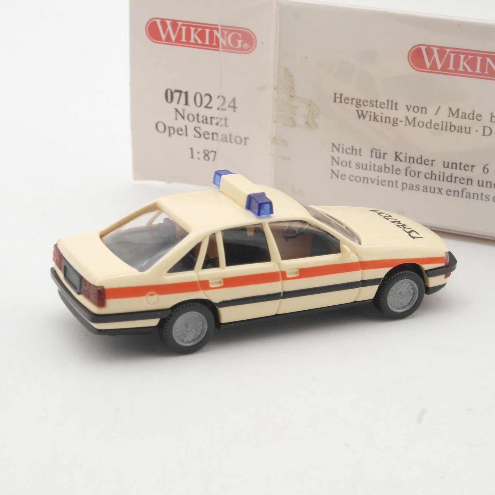 Wiking 1:87 071 02 24 Notarzt Opel Senator in OVP QR7271 – Bild 3