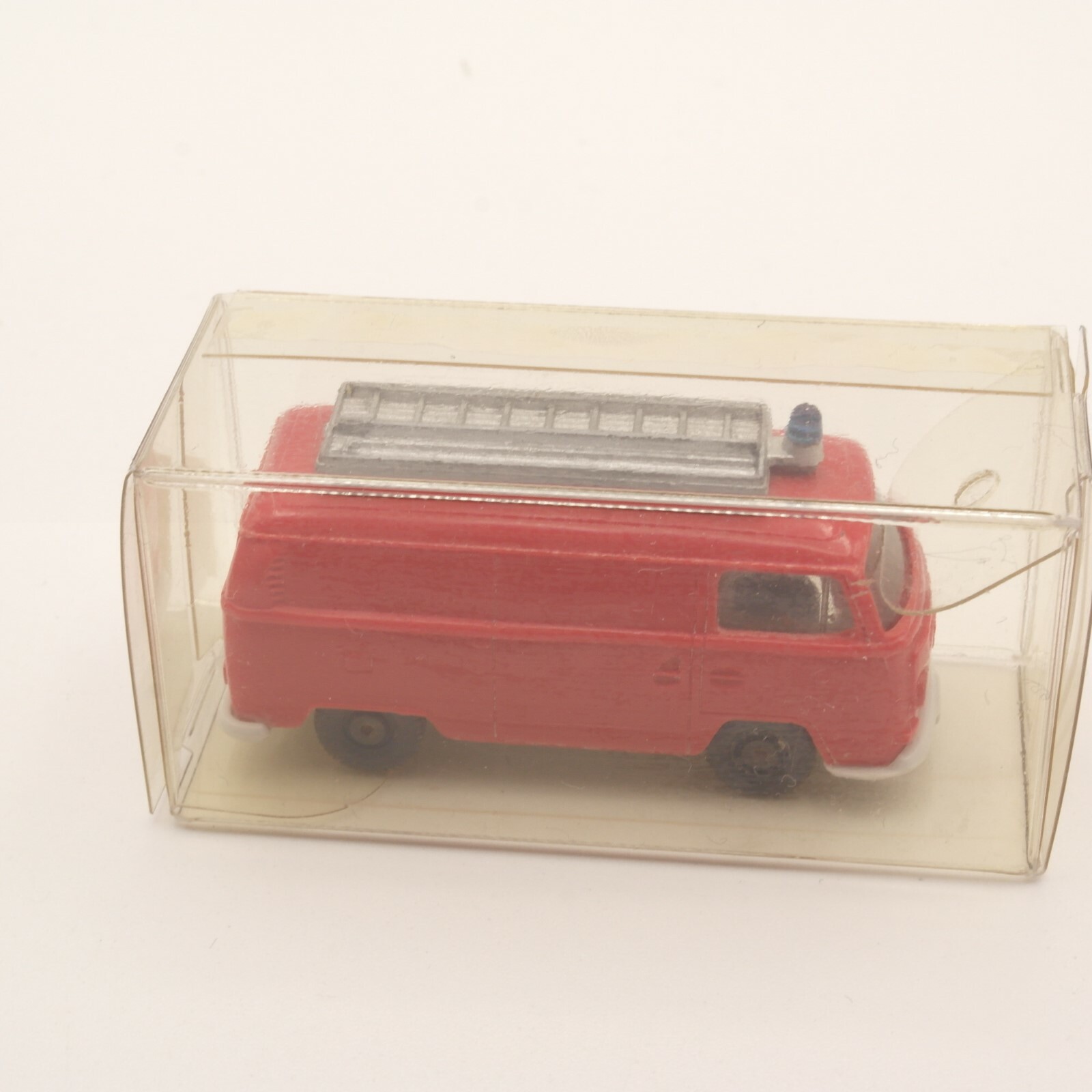 Wiking 1:87 VW T2 Kastenwagen Feuerwehr in EVP ER2944