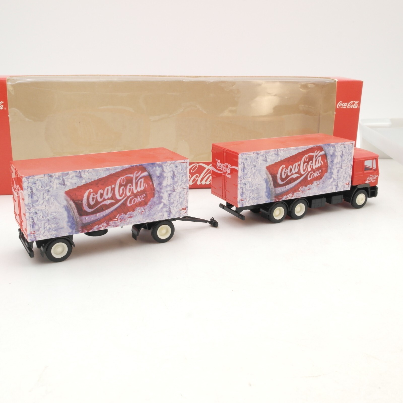 Albedo 1:87 MAN Hängerzug Coca Cola Coke in OVP RG9179 – Bild 3