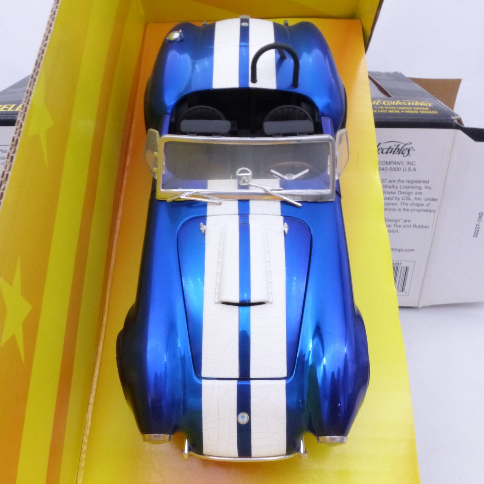 American Muscle ERTL 1:18 32237 Shelby Cobra 1965 zweifarbig in OVP EX8294 – Bild 5