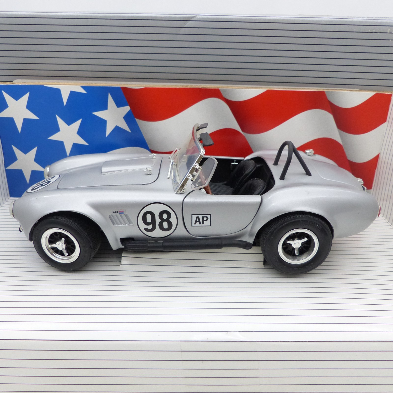 American Muscle ERTL 1:18 7737 Shelby Cobra Street 427 S/C #98 in OVP EX8299 – Bild 3