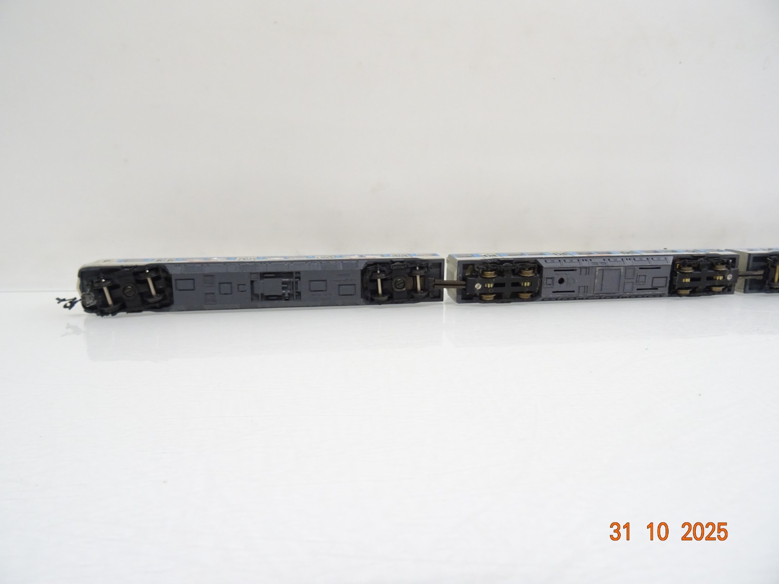 Arnold N 0294 S-Bahn-Triebzug BR 420 Doornkaat der DB ohne Antrieb JL3984 o. – Bild 5