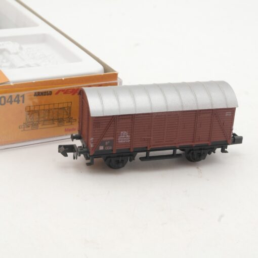 Arnold N 0441 gedeckter Güterwagen der DB in OVP RR3902