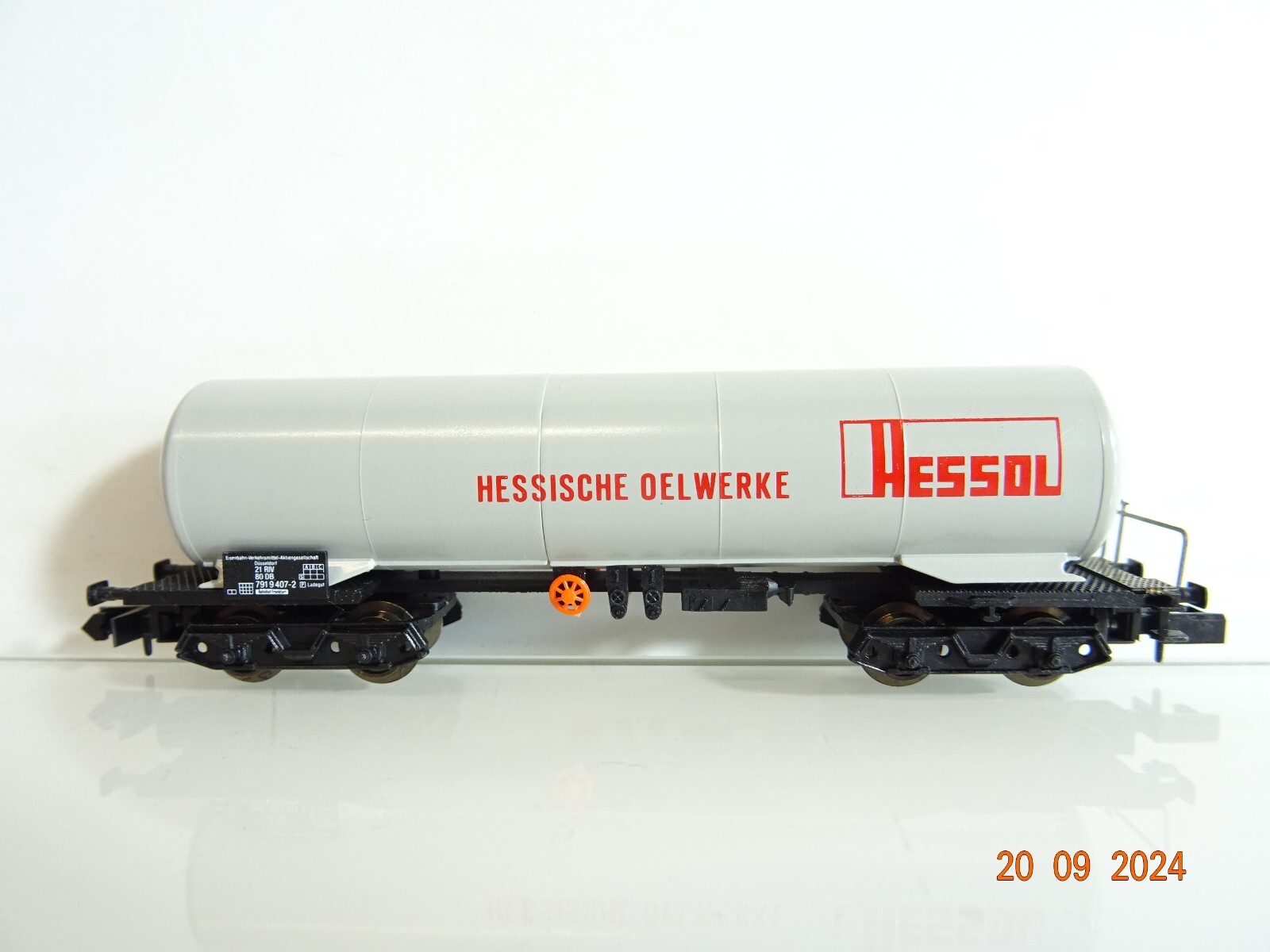 Arnold N 4370-37 Kesselwagen Hessische Oelwerke der DB in OVP PR2817 – Bild 3