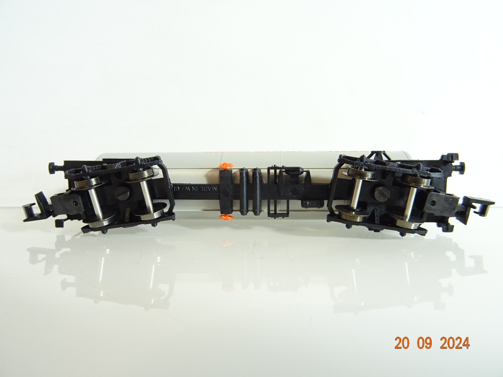 Arnold N 4370-37 Kesselwagen Hessische Oelwerke der DB in OVP PR2817 – Bild 4