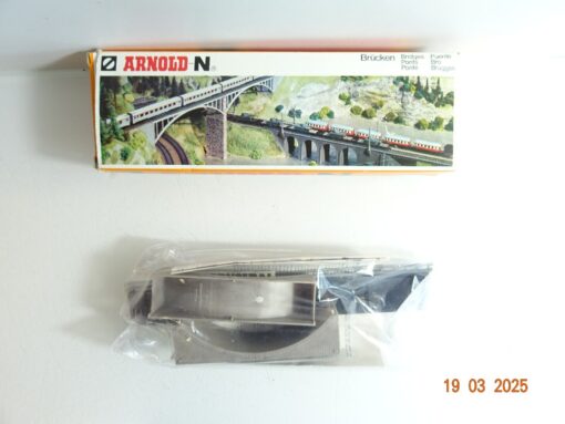 Arnold Spur N 6270 Bausatz Brücke siehe Foto in OVP CK6790