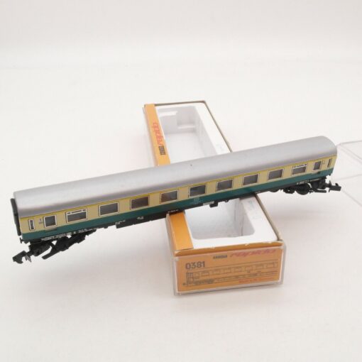 Arnold rapido N Gepäckwagen 51 80 92-40 131-5 der DB in EVP RI4884