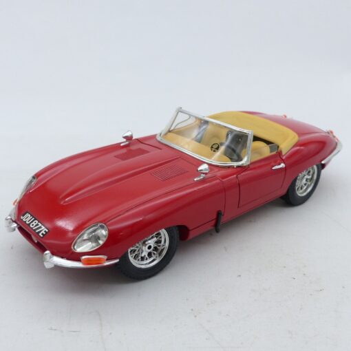 Bburago / Burago 1:18 3016 Jaguar E Cabrio rot siehe Bilder o. EX6691 – Bild 8