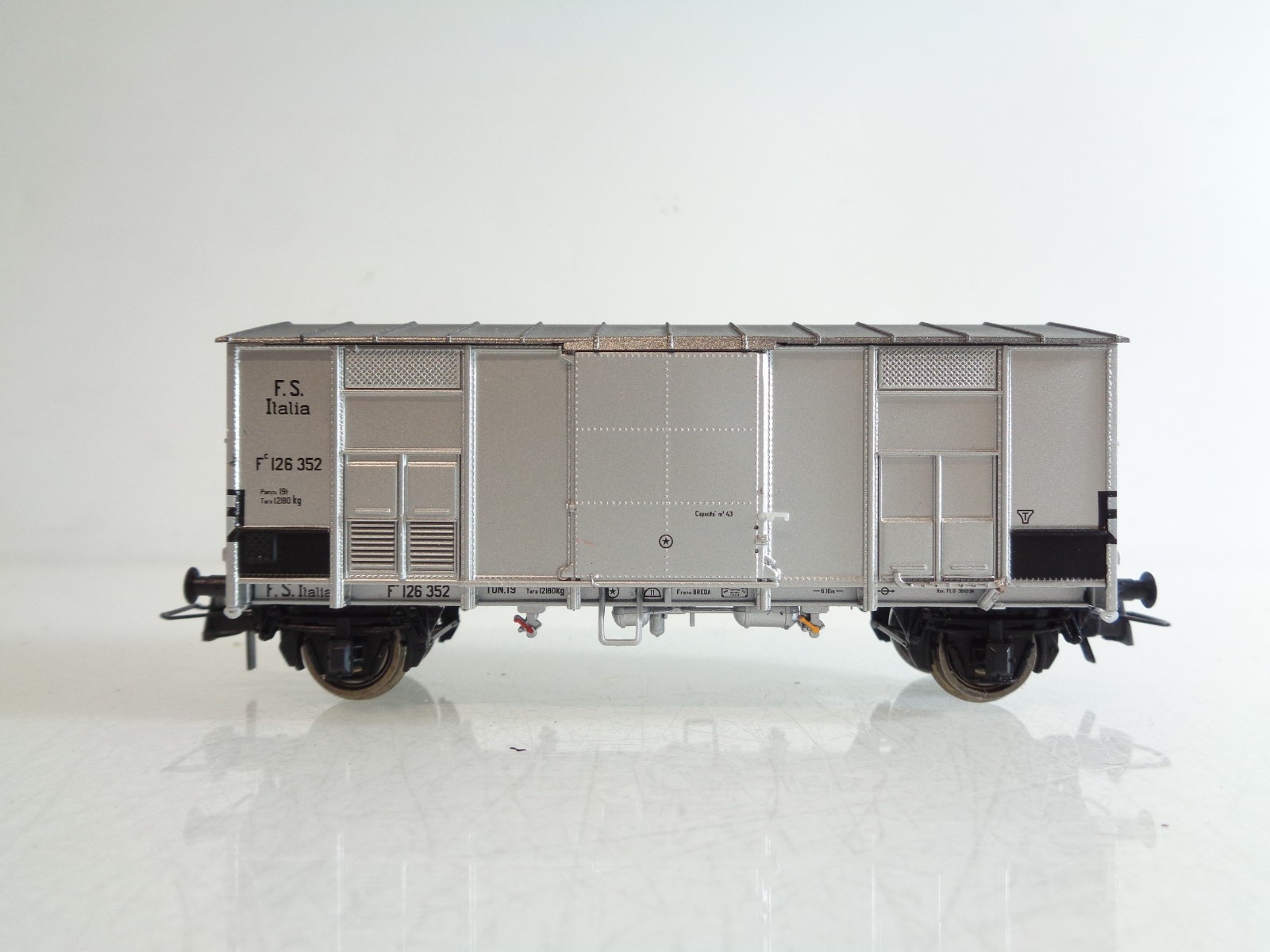 Brawa H0 48565 Kühlwagen Spitzdach der FS Italia in OVP BH976 o.