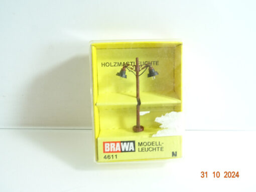 Brawa N 4611 Holzmastleuchte siehe Foto in OVP CK3741