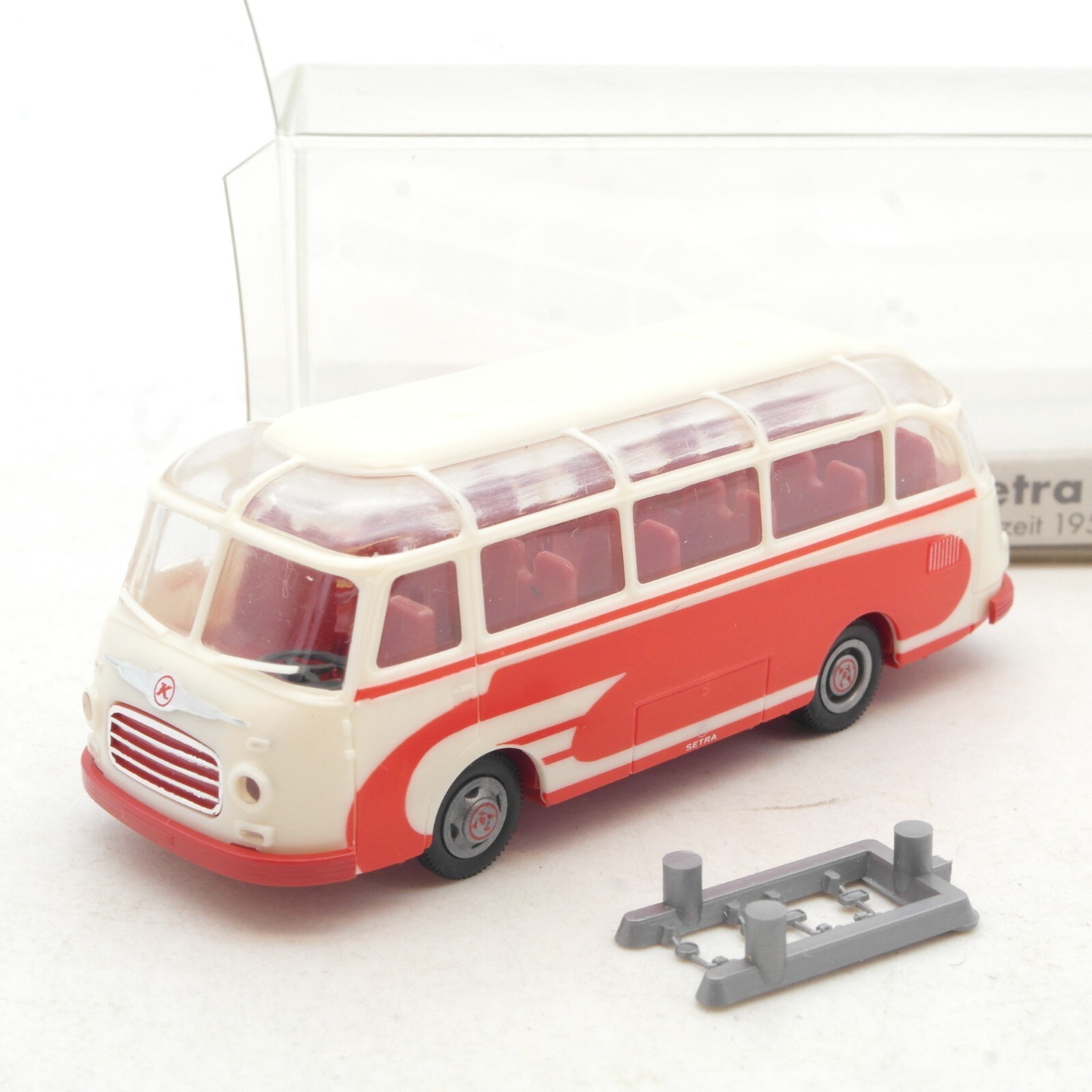 Brekina 1:87 5601 Setra S6 Bus Kässbohrer in OVP RG788