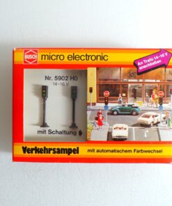 Busch H0 5902 Fußgänger Ampel siehe Foto in OVP PK2589
