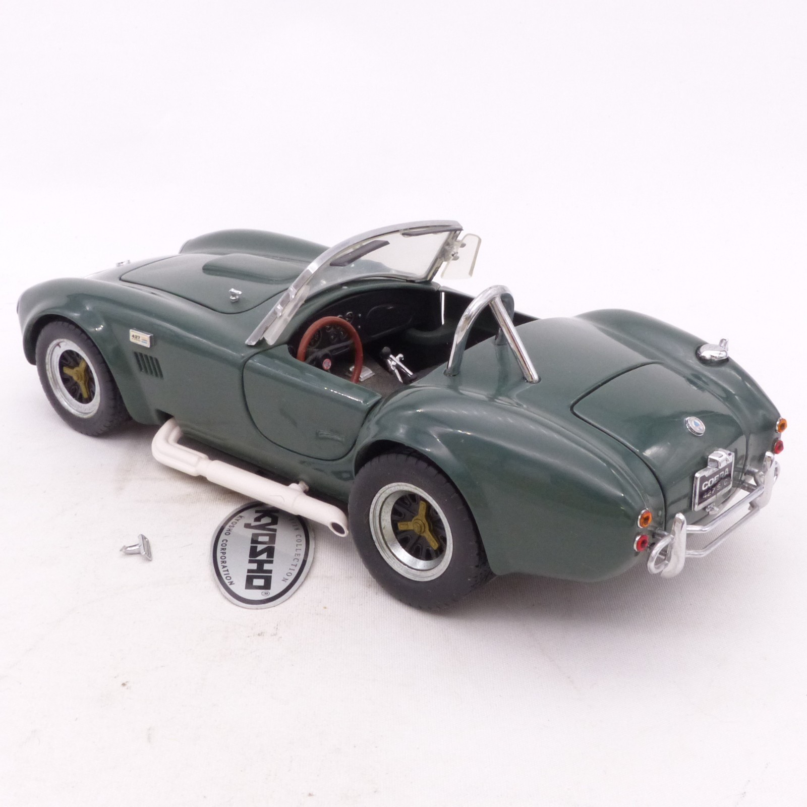 ERTL 1:18 Shelby Cobra 427 S/C grün in Tüte siehe Bilder o. EX8420 – Bild 4