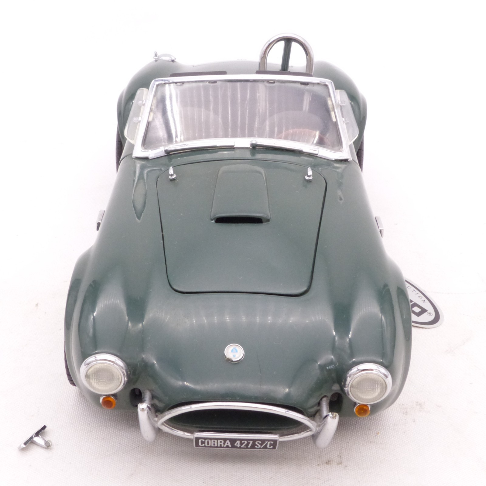 ERTL 1:18 Shelby Cobra 427 S/C grün in Tüte siehe Bilder o. EX8420