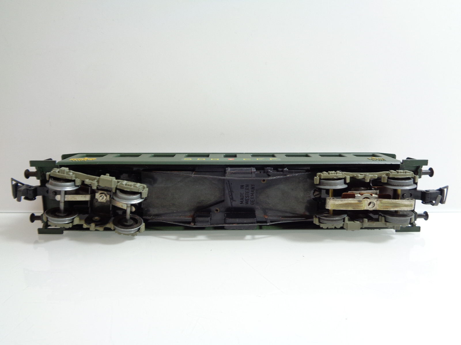 Fleischmann H0 1417 B Personenwagen 2.Kl. mit Beleuchtung der SBB in OVP JD3739 – Bild 4