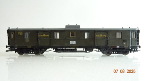 Fleischmann H0 Gepäckwagen Stettin der P.St.E.V. mit Licht PR9470 o. – Bild 3
