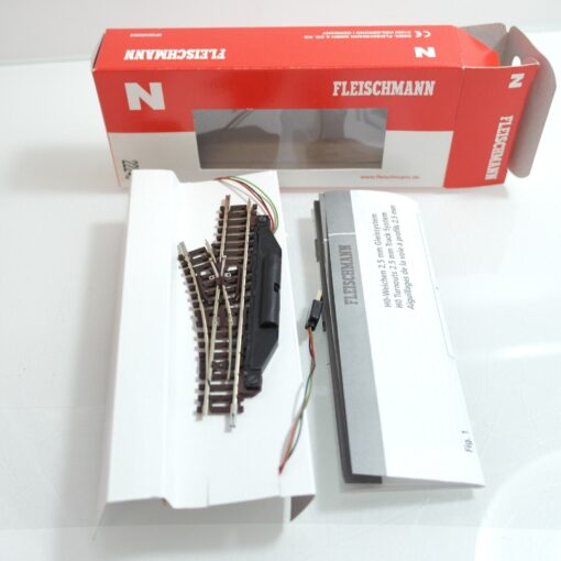 Fleischmann N 22249 elektrische Weiche links, 24° in OVP RG2535