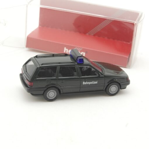 Herpa 1:87 041409 VW Passat Bahnpolizei in OVP RR3233 – Bild 3