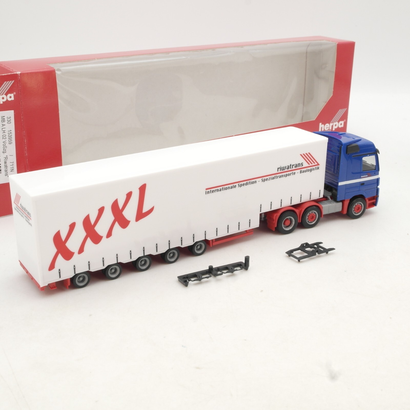 Herpa 1:87 153959 MB Actros LH Volumen-Sattelzug Riwatrans in OVP QR1125 – Bild 3