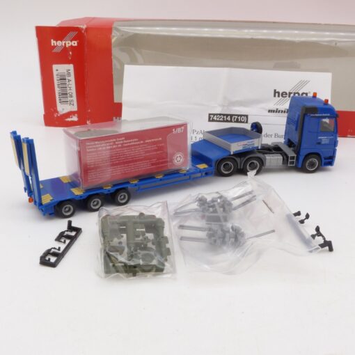 Herpa 1:87 159289 MB Actros Sattelzug Panzer als Ladung Hegmann in OVP EX6845 – Bild 3