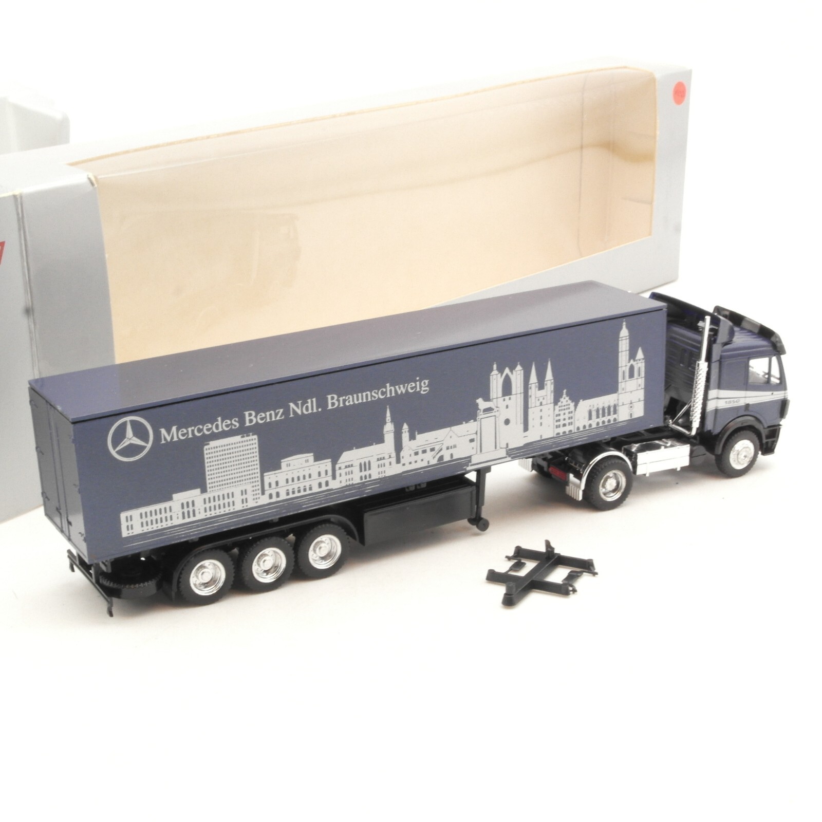 Herpa 1:87 MB SK 1850 Sattelzug Niederlassung Braunschweig in OVP RA8226 – Bild 3