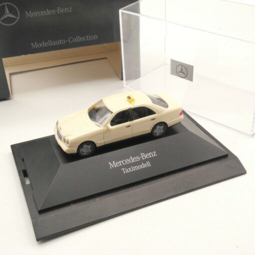 Herpa 1:87 Mercedes-Bent Taximodell E-Klasse neuwertig in OVP ER9130