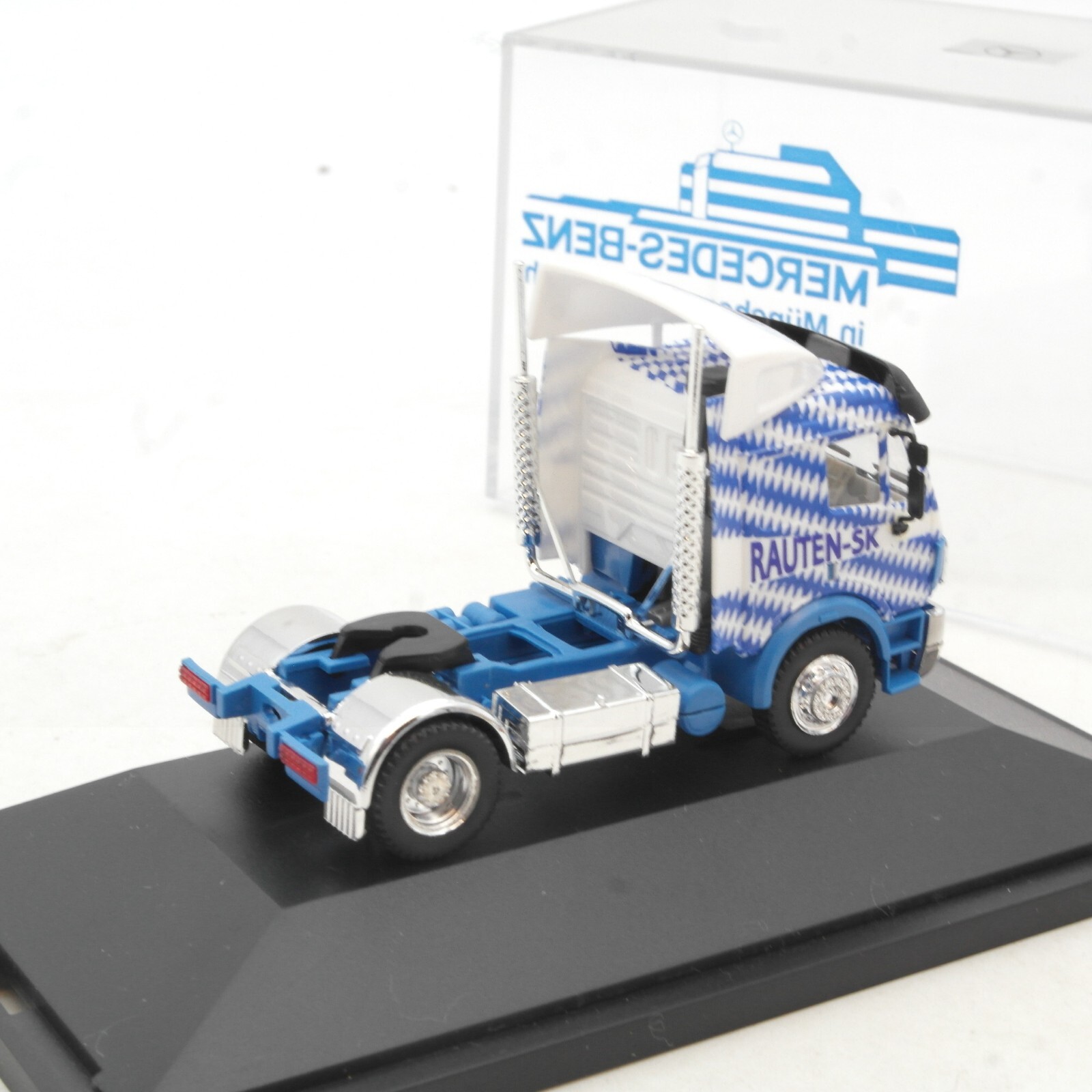 Herpa 1:87 Mercedes-Benz Zugmaschine, Rauten-SK Edition 4 in PC Box RG1742 – Bild 3