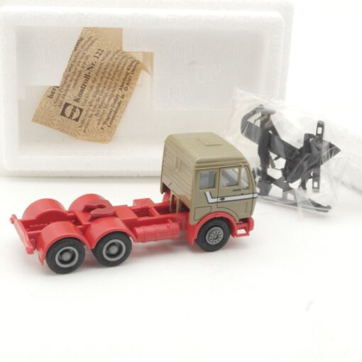Herpa 1:87 Mercedes MB 2638 Zugmaschine in Box RR877 – Bild 3