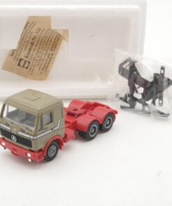 Herpa 1:87 Mercedes MB 2638 Zugmaschine in Box RR877